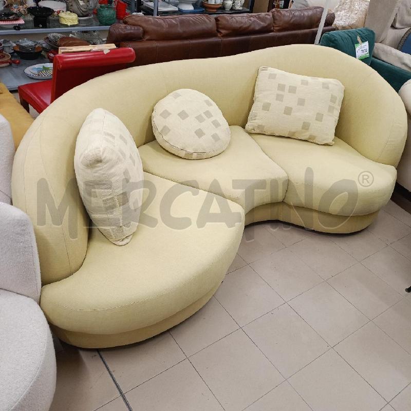 DIVANO CURVO GIALLINO DIVANIDEA | Mercatino dell'Usato Roma gregorio vii 1