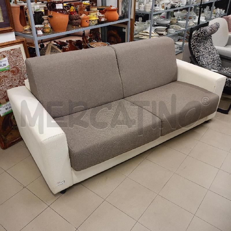 DIVANO LETTO CHIARO  | Mercatino dell'Usato Roma gregorio vii 1
