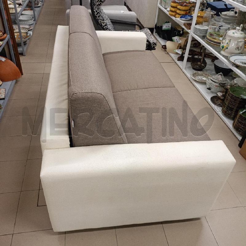 DIVANO LETTO CHIARO  | Mercatino dell'Usato Roma gregorio vii 2