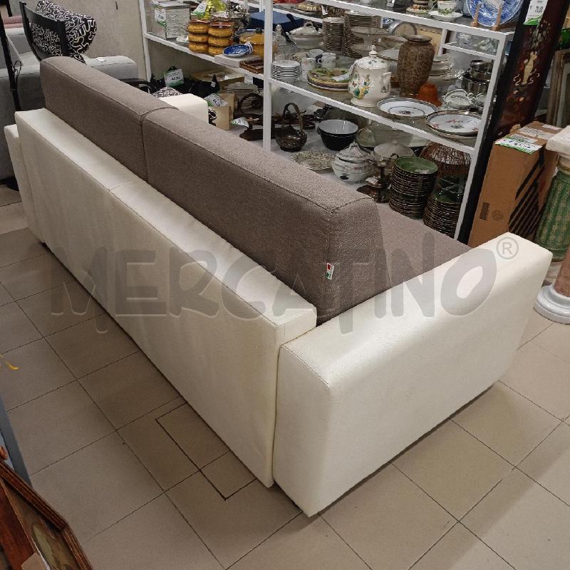 DIVANO LETTO CHIARO  | Mercatino dell'Usato Roma gregorio vii 3