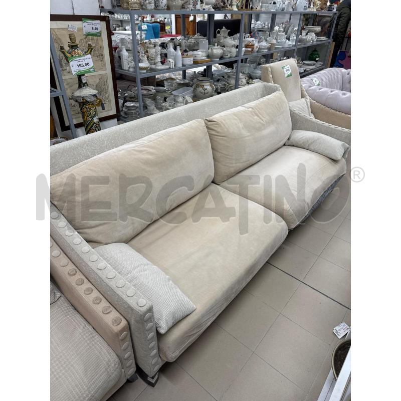 DIVANO ROCHE BOBOIS CHIARO | Mercatino dell'Usato Roma gregorio vii 1
