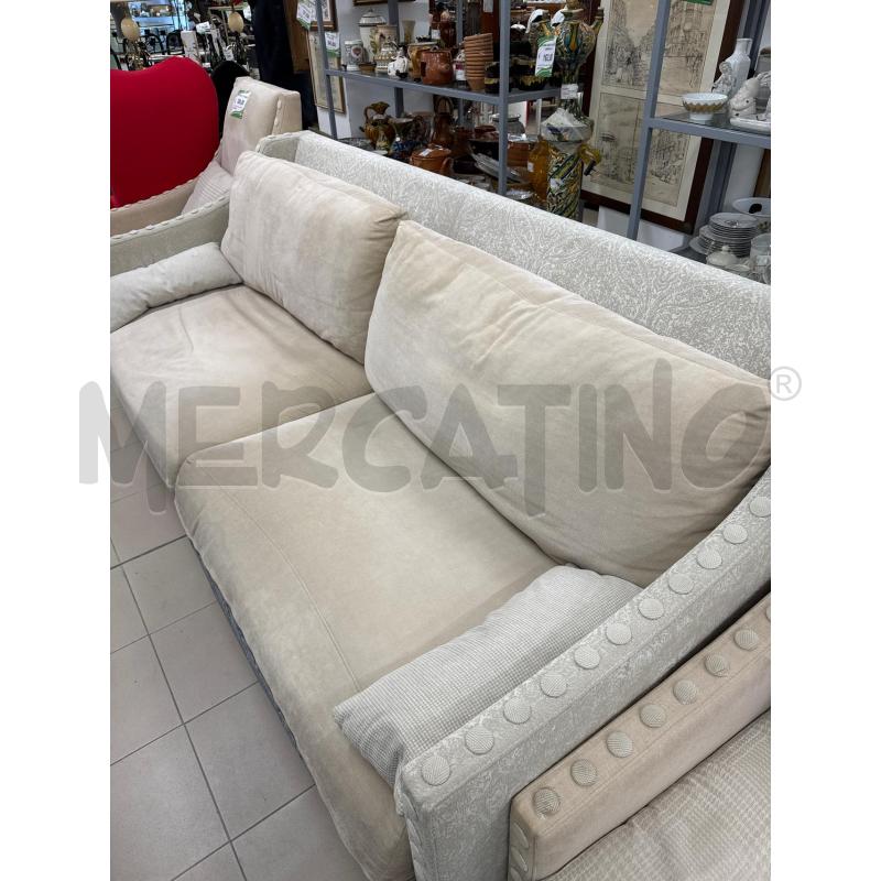 DIVANO ROCHE BOBOIS CHIARO | Mercatino dell'Usato Roma gregorio vii 3