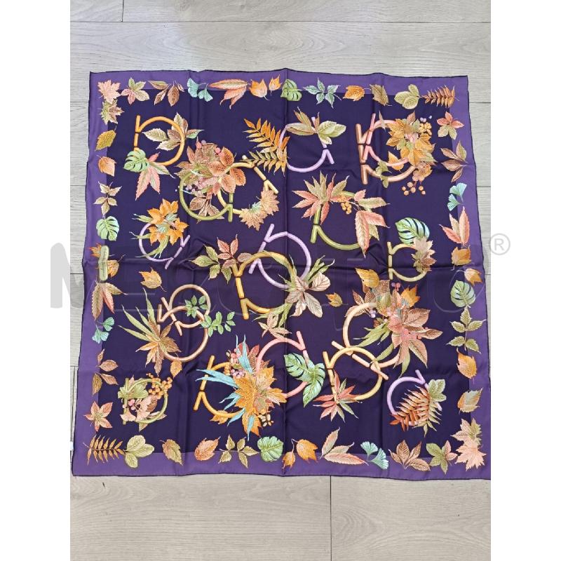 FOULARD SALVATORE FERRAGAMO VIOLA SETA FIORI FOGLIE | Mercatino dell'Usato Roma gregorio vii 2