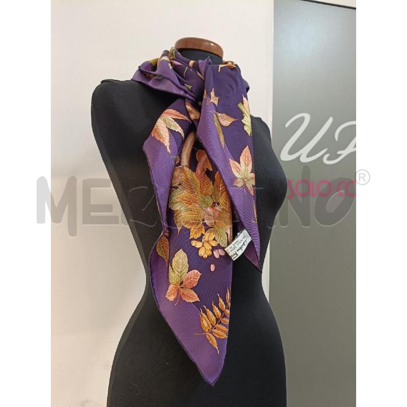 FOULARD SALVATORE FERRAGAMO VIOLA SETA FIORI FOGLIE | Mercatino dell'Usato Roma gregorio vii 4