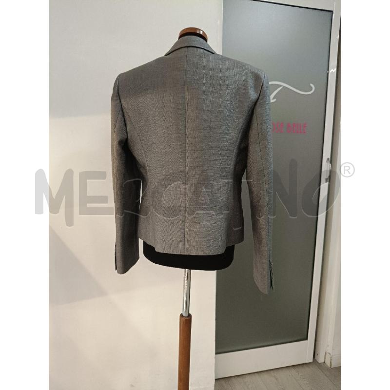 GIACCA DONNA EMPORIO ARMANI GRIGIA MONOBOTTONE | Mercatino dell'Usato Roma gregorio vii 4