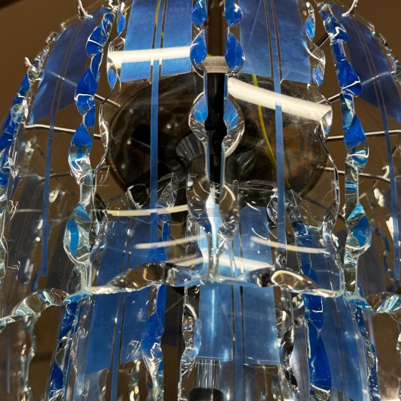 LAMPADARIO CROMO LAMELLE VETRO BLU  | Mercatino dell'Usato Roma gregorio vii 3