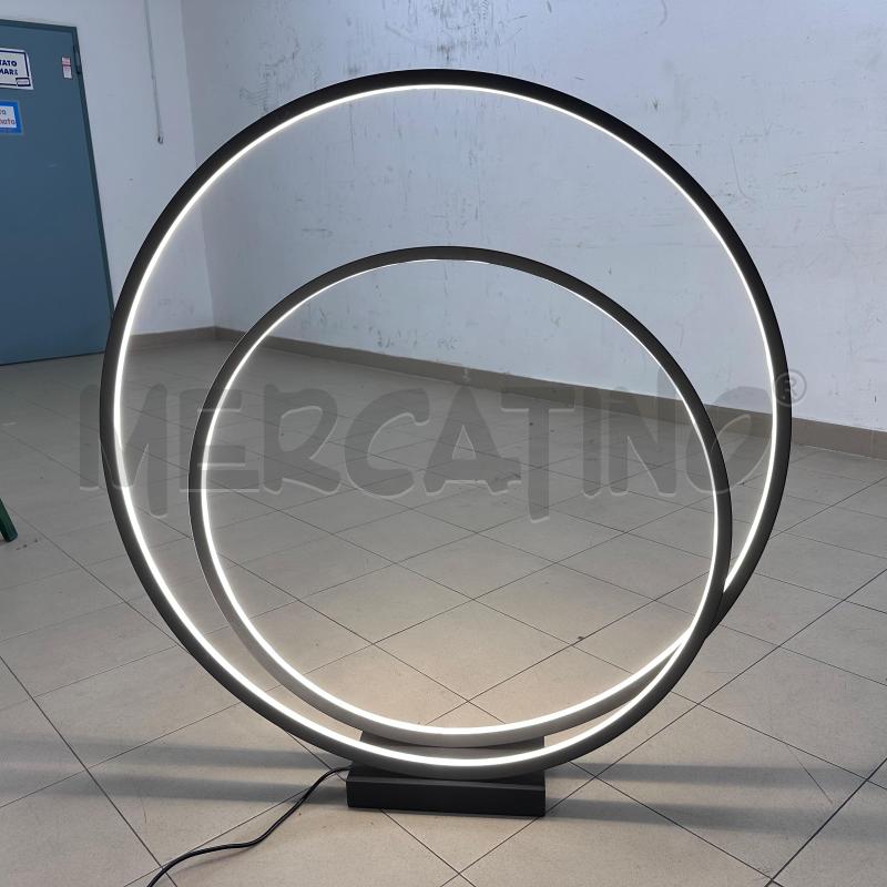LAMPADA DA TERRA PERENZ CERCHI | Mercatino dell'Usato Roma gregorio vii 1