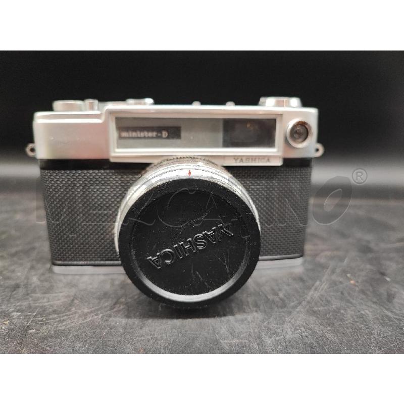 MACCHINA FOTOGRAFICA YASHICA MINISTER-D  | Mercatino dell'Usato Roma gregorio vii 1