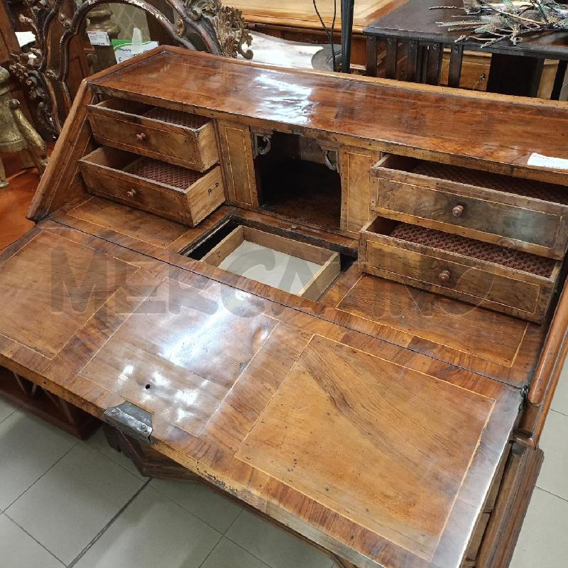 MOBILE RIBALTA CON 3 CASSETTI | Mercatino dell'Usato Roma gregorio vii 2