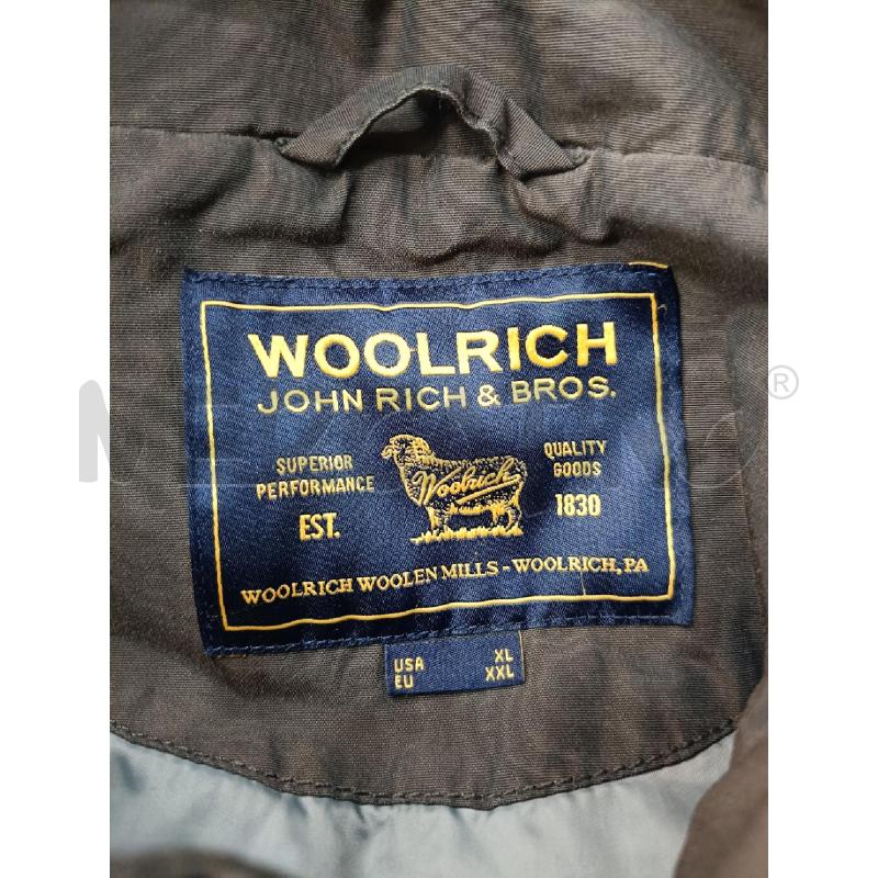 PARKA WOOLRICH JOHN RICH AND BROS SUPERIOR PERFORMANCE COLOR KAKI CANGIANTE  | Mercatino dell'Usato Roma gregorio vii 4