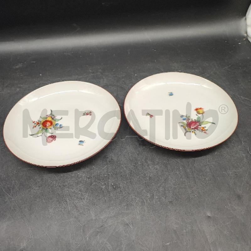 PIATTINI COPPIA TONDI FIORI BORDO NERO  | Mercatino dell'Usato Roma gregorio vii 1