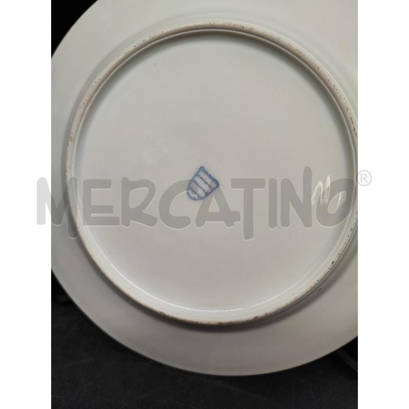 PIATTINO VIENNA BIANCO DORATO SCENA  | Mercatino dell'Usato Roma gregorio vii 2