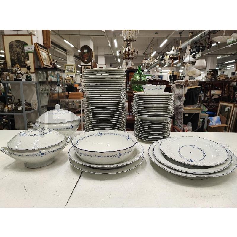 PIATTI SERVIZIO PZ. 69 LIMOGES DECORI BLU  | Mercatino dell'Usato Roma gregorio vii 1