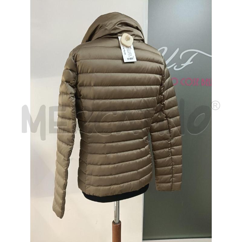 PIUMINO DONNA COLMAR DORATO INT ROSSO | Mercatino dell'Usato Roma gregorio vii 4