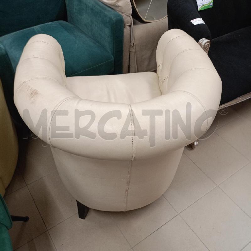 POLTRONA T CHEESTER BIANCA | Mercatino dell'Usato Roma gregorio vii 3