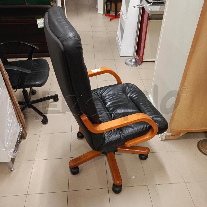 POLTRONA UFFICIO GIREVOLE | Mercatino dell'Usato Roma gregorio vii 4