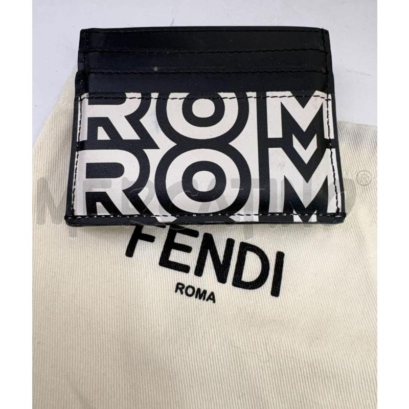 PORTA CARTE FENDI BY MARC JACOBS BIANCO NERO | Mercatino dell'Usato Roma gregorio vii 2