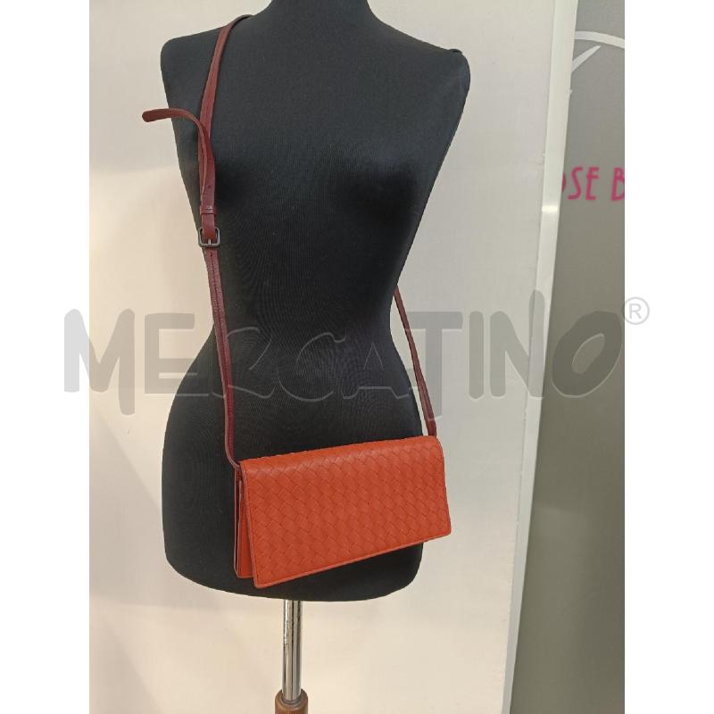 PORTA FOGLIO CON TRACOLLA BOTTEGA VENETA ARANCIONE PELLE INTRECCIATA | Mercatino dell'Usato Roma gregorio vii 2