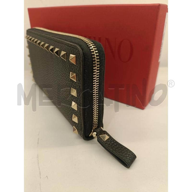 PORTA FOGLIO VALENTINO GARAVANI  ROCKSTUD CONTINENTAL IN PELLE  | Mercatino dell'Usato Roma gregorio vii 2