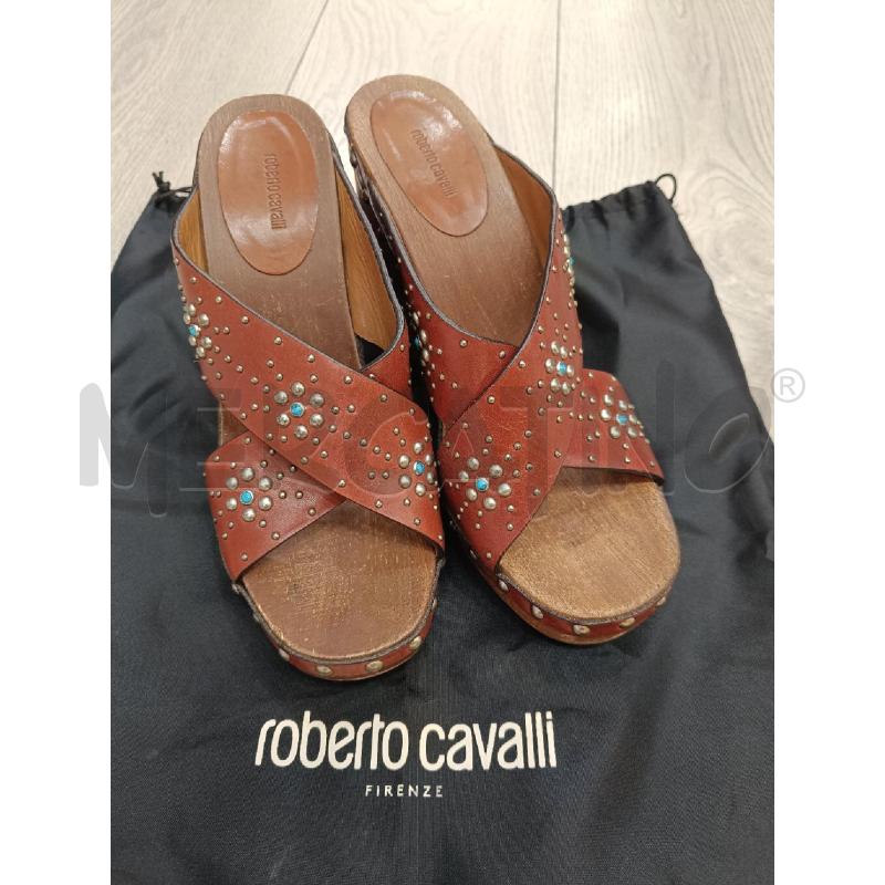 SANDALI DONNA ROBERTO CAVALLI MARRONI INTRECCI BORCHIE | Mercatino dell'Usato Roma gregorio vii 1