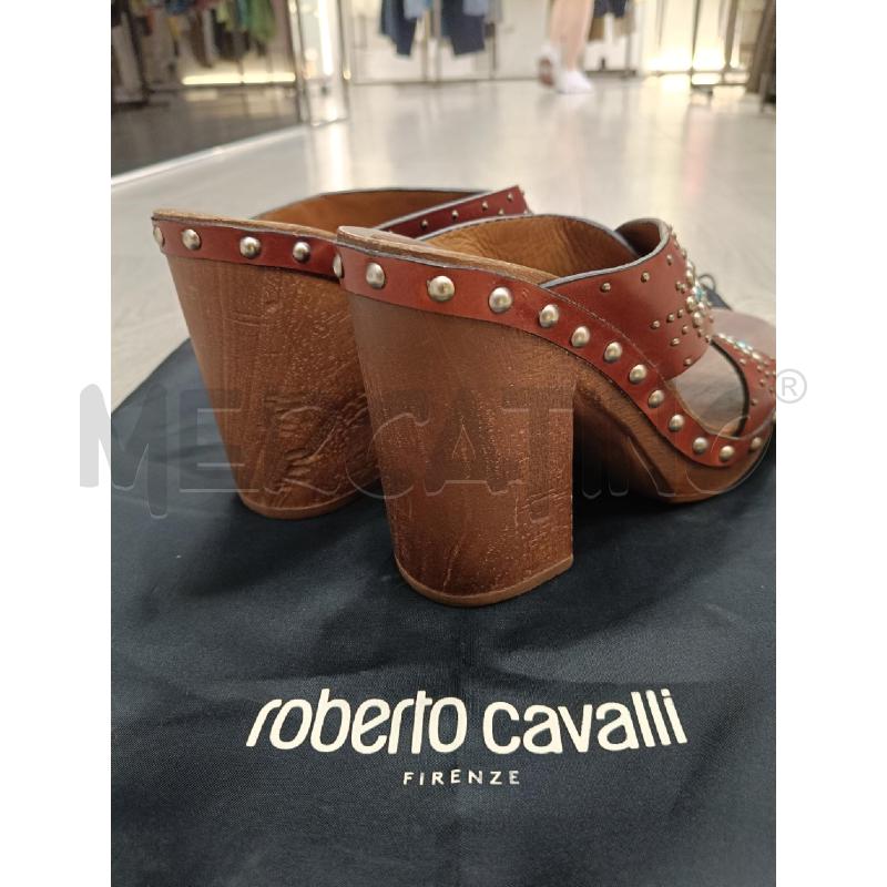 SANDALI DONNA ROBERTO CAVALLI MARRONI INTRECCI BORCHIE | Mercatino dell'Usato Roma gregorio vii 3