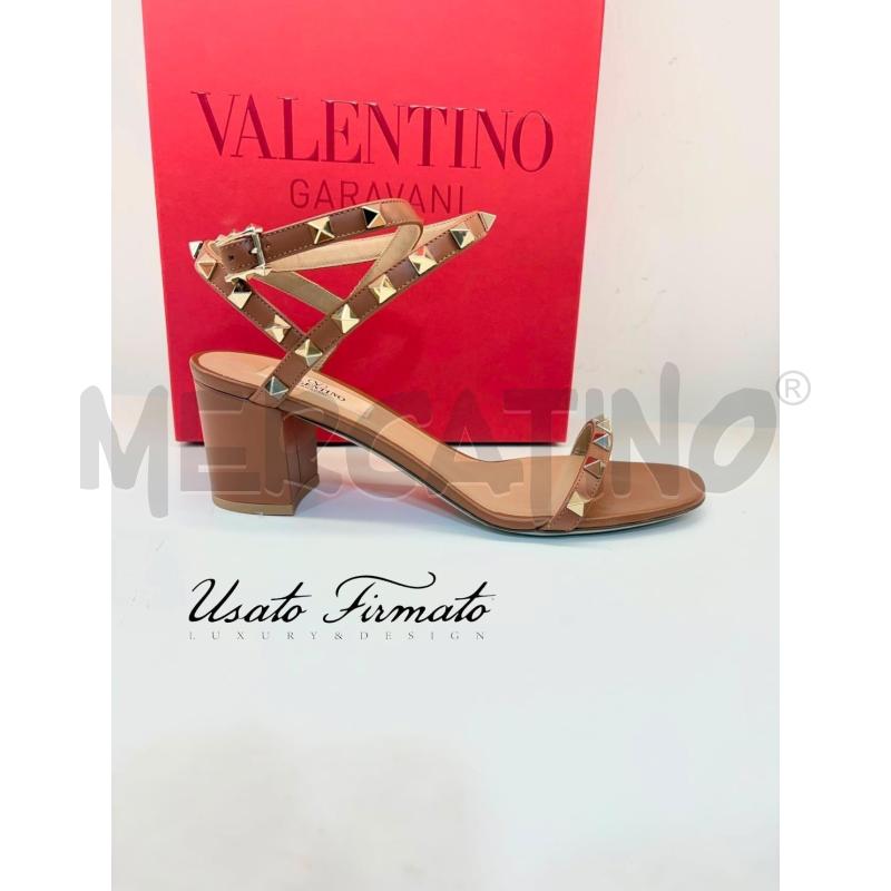SANDALI ROCKSTUD VALENTINO GARAVANI MARRONI | Mercatino dell'Usato Roma gregorio vii 1
