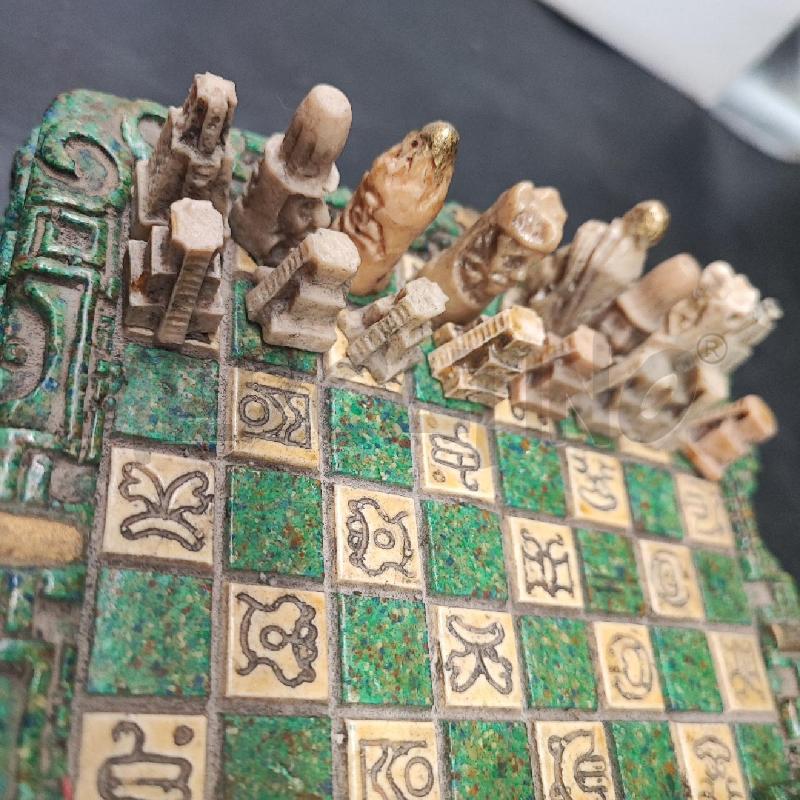 SCACCHIERA RESINA VERDE MAYA QUADRATA  | Mercatino dell'Usato Roma gregorio vii 2