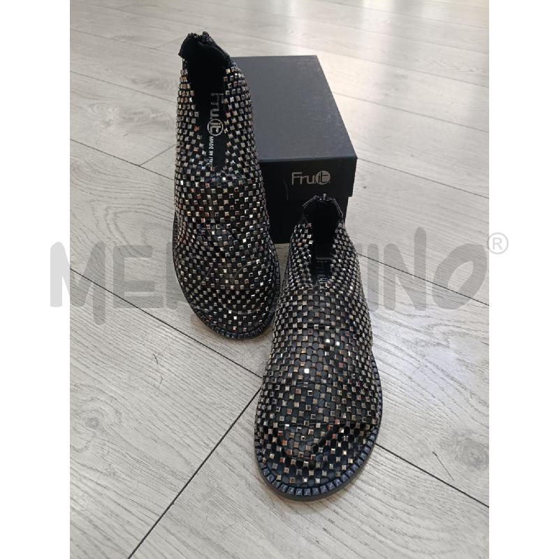 SCARPE DONNA FRUIT NERE STRASS | Mercatino dell'Usato Roma gregorio vii 2
