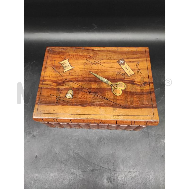 SCATOLA RETT LEGNO INTARSI SET CUCITO  | Mercatino dell'Usato Roma gregorio vii 3
