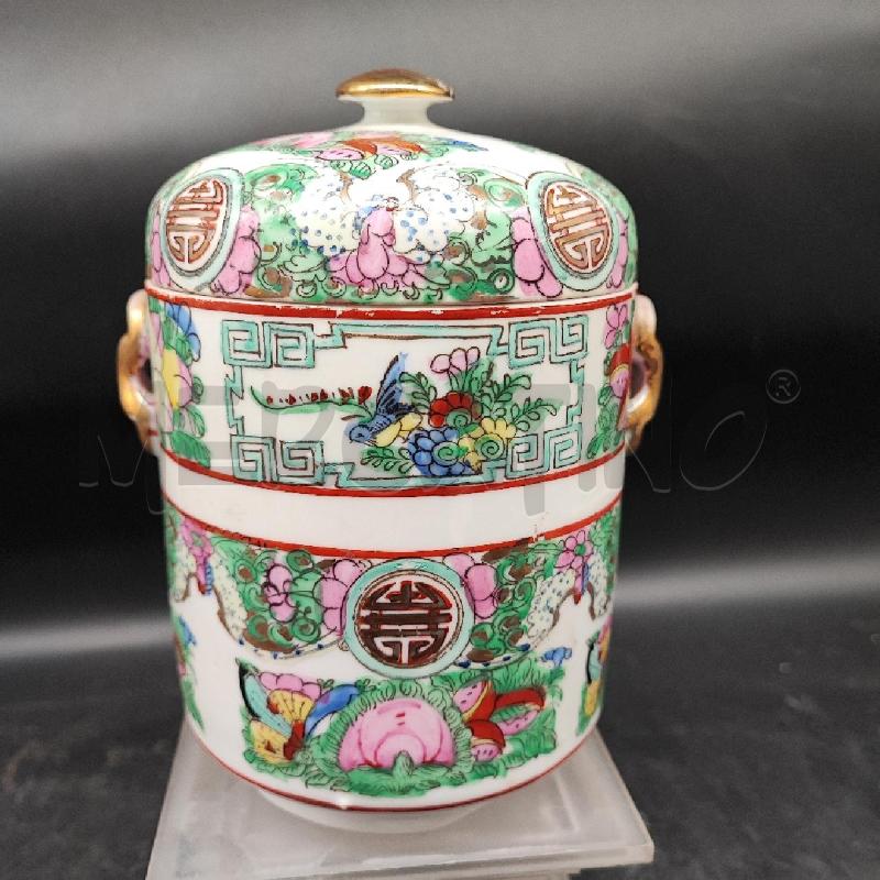 SCATOLINA  ORIENTALE CON TAPPO | Mercatino dell'Usato Roma gregorio vii 1