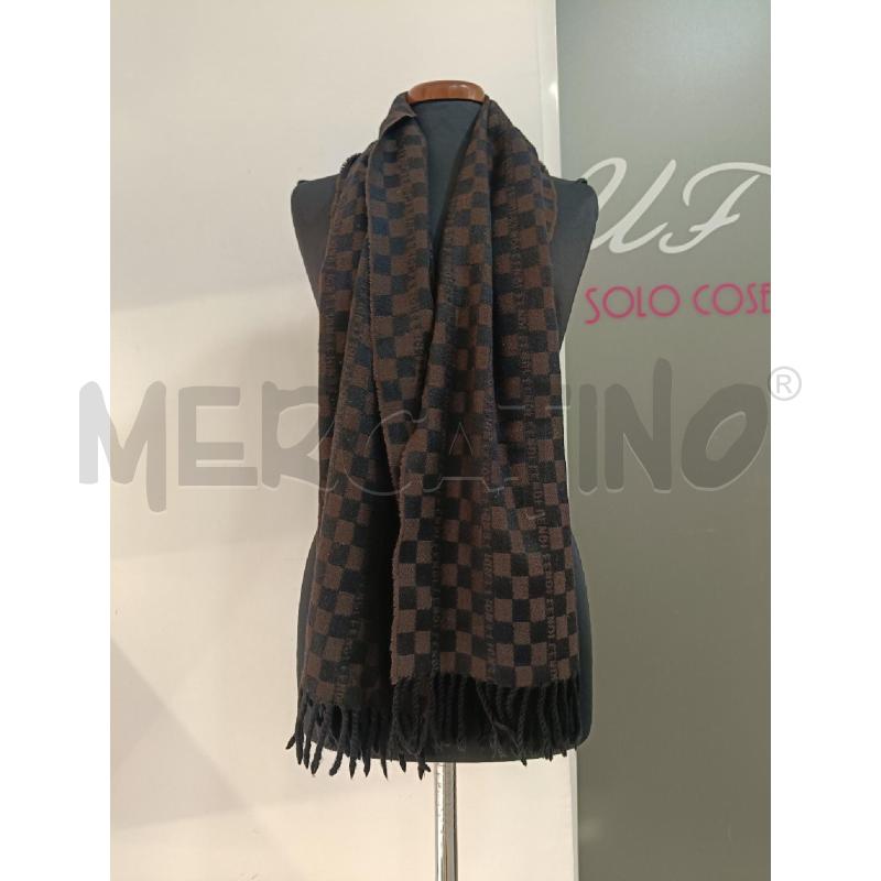 SCIARPA FENDI MOTIVO GEOMETRICO NERO MARRONE LANA | Mercatino dell'Usato Roma gregorio vii 3
