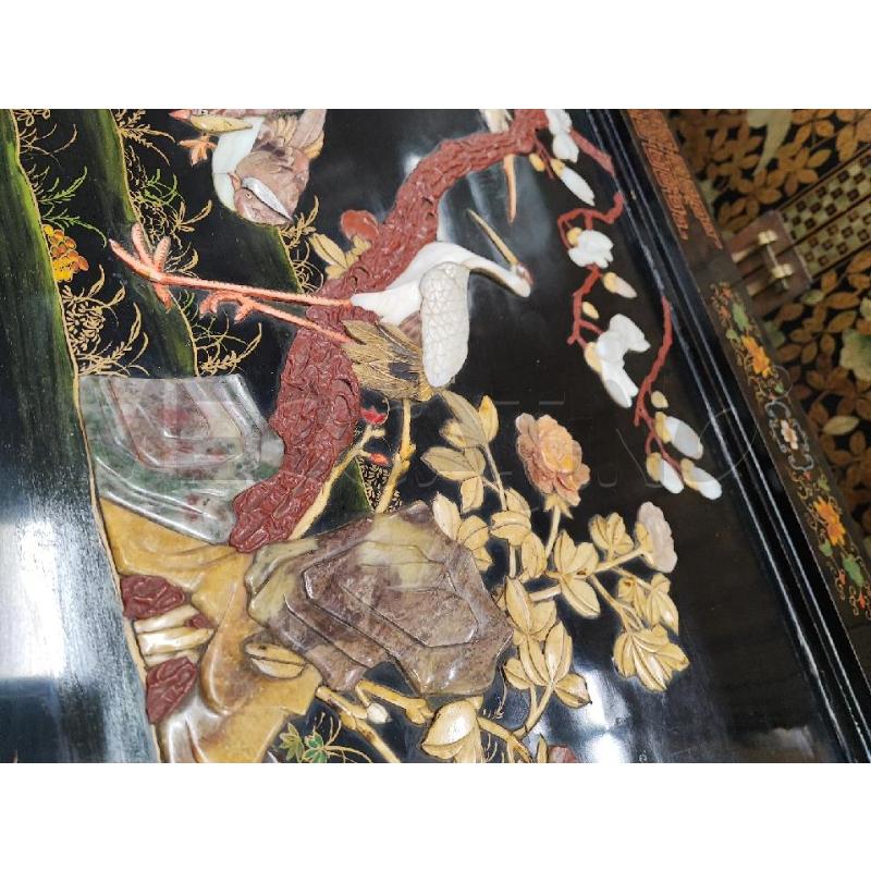 SCRIVANIA LACCATA NERA CON RILIEVI | Mercatino dell'Usato Roma gregorio vii 3