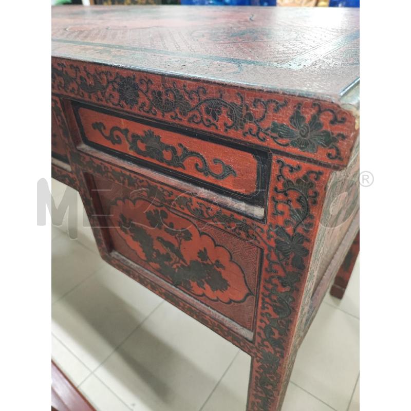 SCRIVANIA ROSSA CON DECORI | Mercatino dell'Usato Roma gregorio vii 5