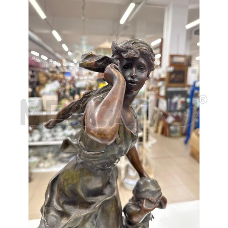 SCULTURA BRONZO DONNA CON BAMBINA | Mercatino dell'Usato Roma gregorio vii 3