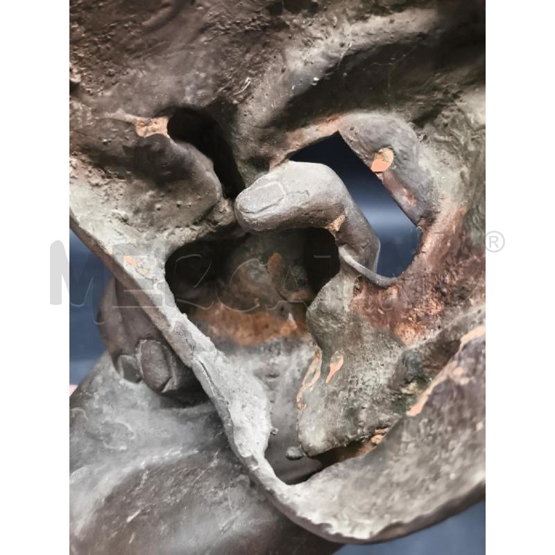 SCULTURA R. MOSCATELLI LA MASCHERABRONZO CM 35  | Mercatino dell'Usato Roma gregorio vii 4