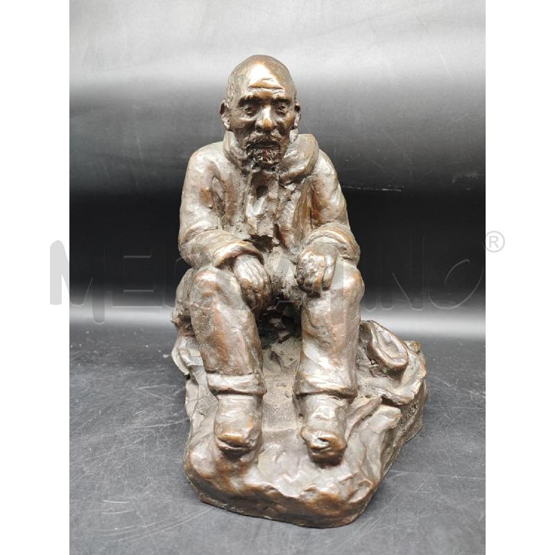 STATUA BRONZO UOMO SEDUTO  | Mercatino dell'Usato Roma gregorio vii 2