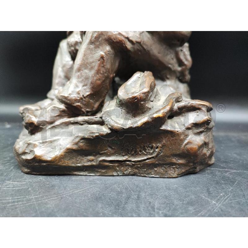 STATUA BRONZO UOMO SEDUTO  | Mercatino dell'Usato Roma gregorio vii 4