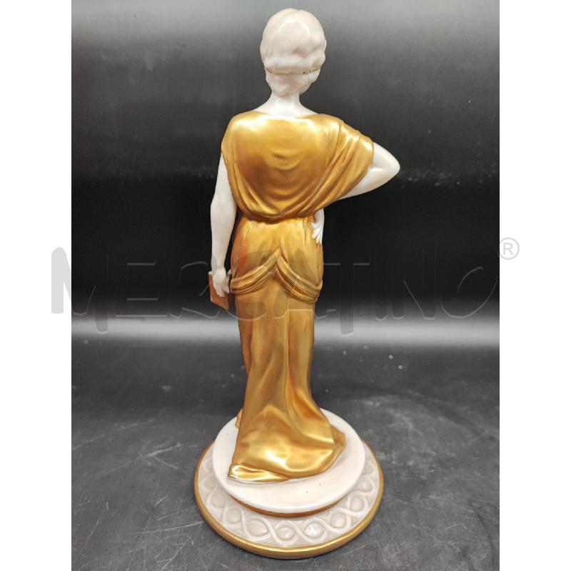 STATUA CAPODIMONTE DONNA VESTE DORATA  | Mercatino dell'Usato Roma gregorio vii 3