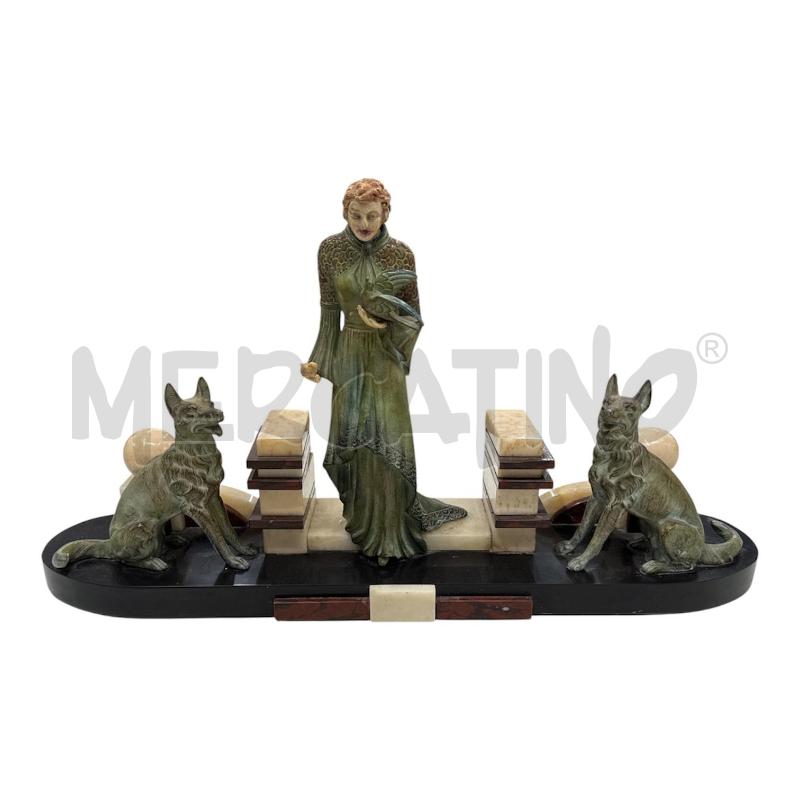 STATUA DONNA CON CANI BASE MARMO DECÒ | Mercatino dell'Usato Roma gregorio vii 1
