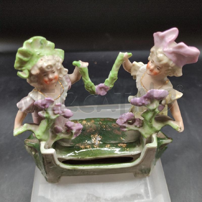 STATUETTA BIMBE FIOCCO VERDE FIORI  | Mercatino dell'Usato Roma gregorio vii 2