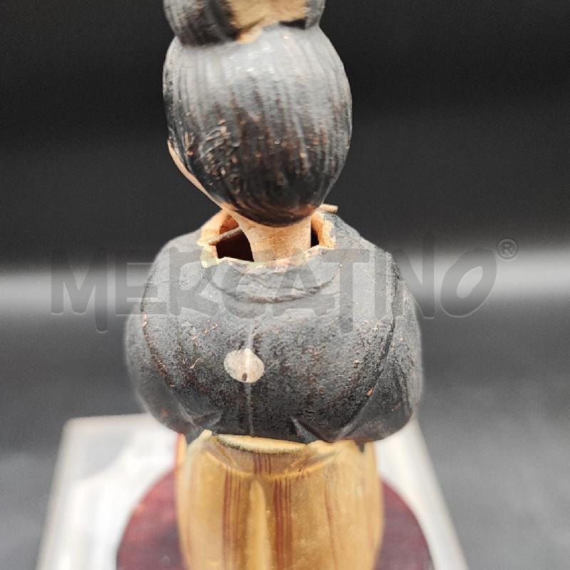 STATUETTA ORIENTALE GESSO TESTA CHE SI M | Mercatino dell'Usato Roma gregorio vii 4