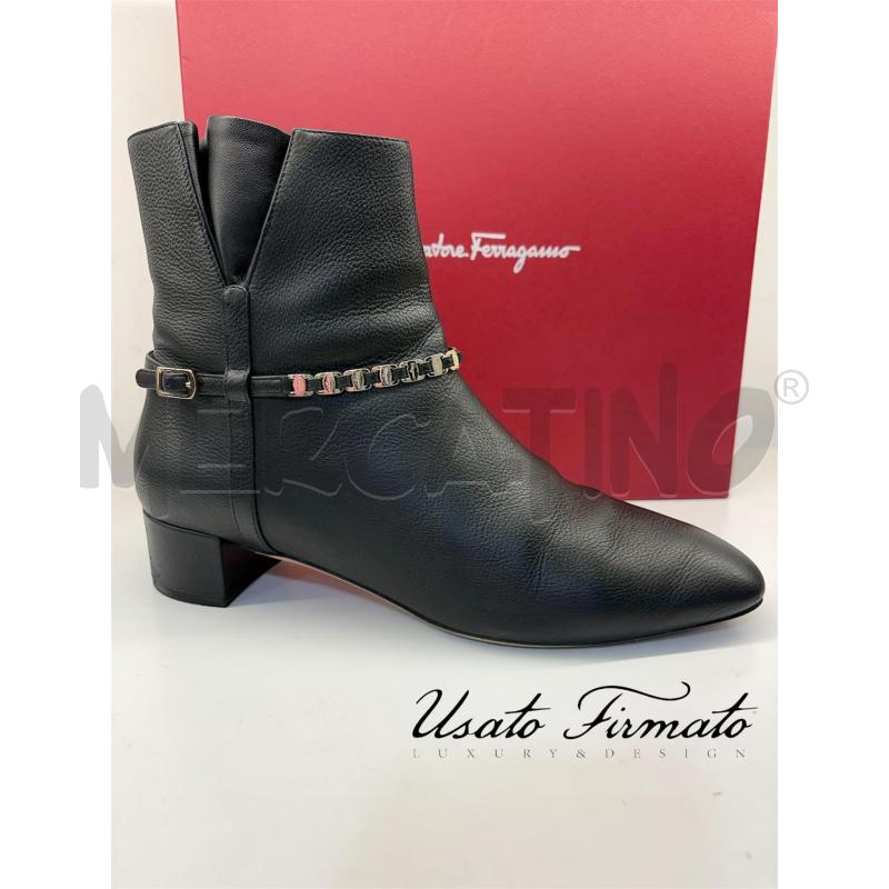STIVALETTI DONNA SALVATORE FERRAGAMO NERI CATENA ORO | Mercatino dell'Usato Roma gregorio vii 1