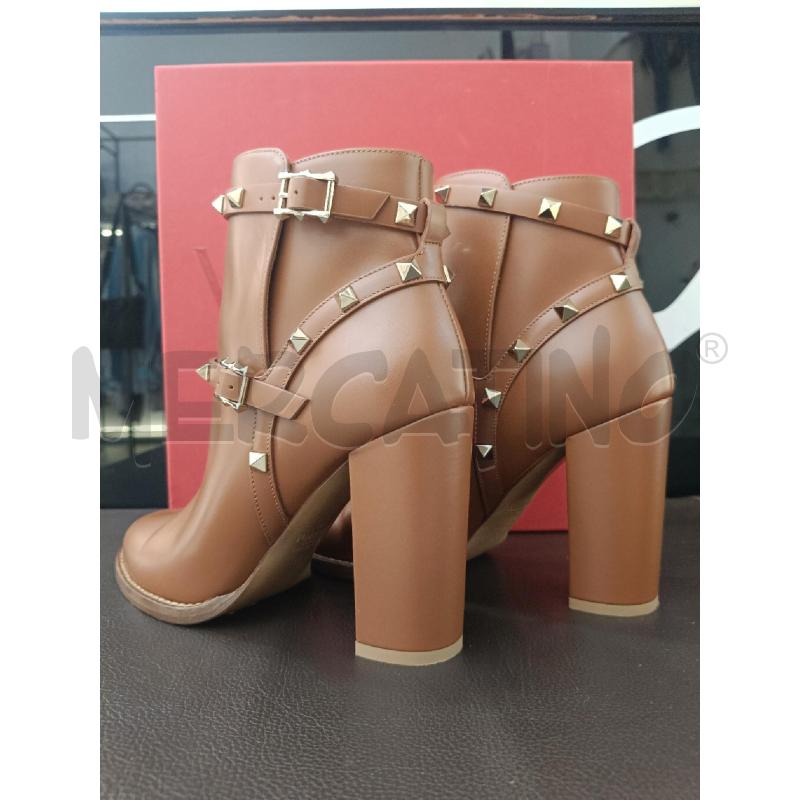 STIVALETTI VALENTINO GARAVANI ROCKSTUD MARRONI | Mercatino dell'Usato Roma gregorio vii 4
