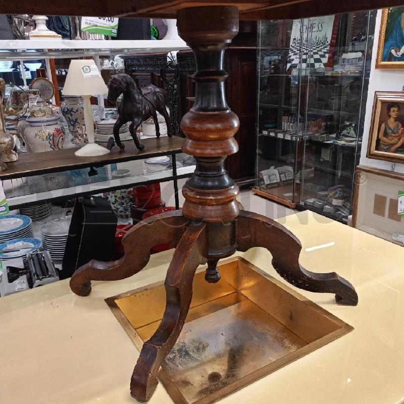TAVOLINO DA CENTRO INTASI CAVALLI  | Mercatino dell'Usato Roma gregorio vii 4