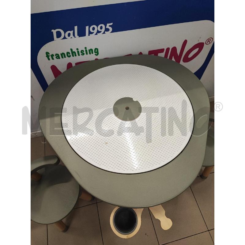 TAVOLINO STOKKE BIMBO + 2 SEDIE VERDE  | Mercatino dell'Usato Roma gregorio vii 2
