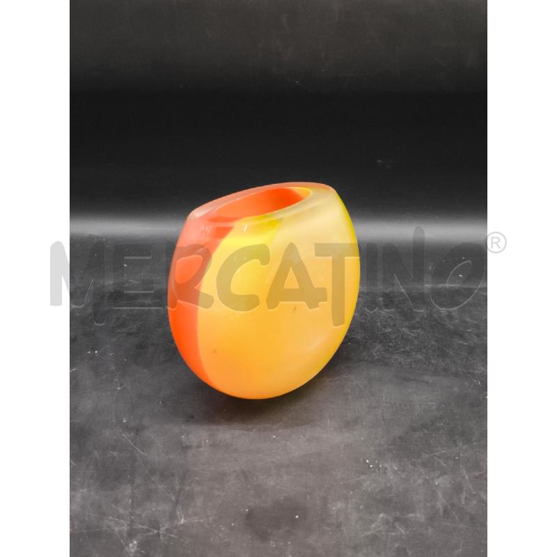 VASO VETRO GIALLO E ARANCIONE SCHIACCIATO  | Mercatino dell'Usato Roma gregorio vii 1