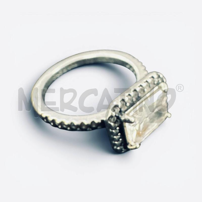 ANELLO DONNA PANDORA STRASS PIETR BIANCA RETTANGOLARE | Mercatino dell'Usato Roma appia 1