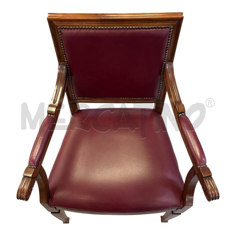 POLTRONCINA NOCE PELLE BORDEAUX | Mercatino dell'Usato Roma appia 3