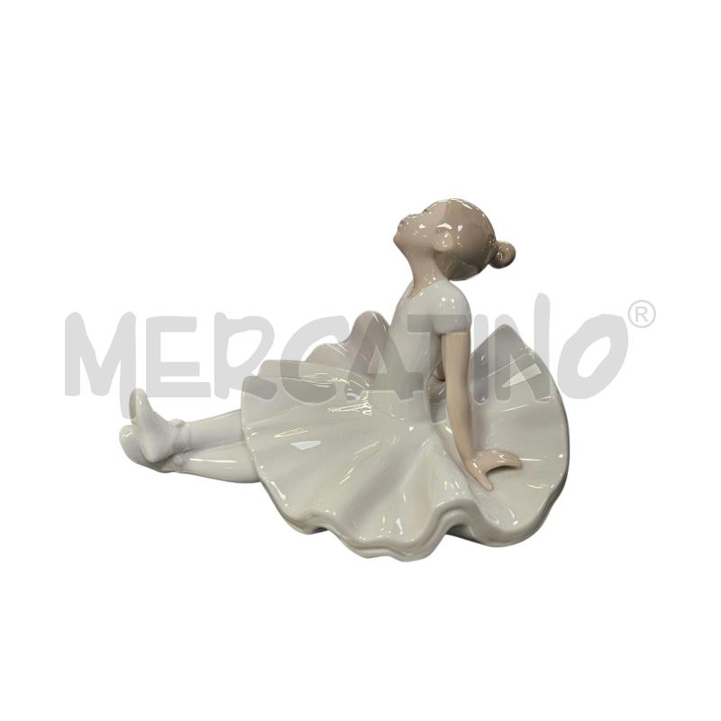 STATUINA NAO BALLERINA SEDUTA | Mercatino dell'Usato Roma appia 1