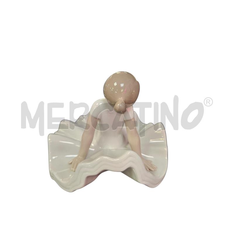 STATUINA NAO BALLERINA SEDUTA | Mercatino dell'Usato Roma appia 2